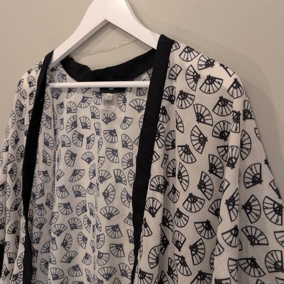 Karl Lagerfeld Kimono Coverup Shawl Layer Pool Beach Brunch Travel - Size OS - Picture 4 of 6